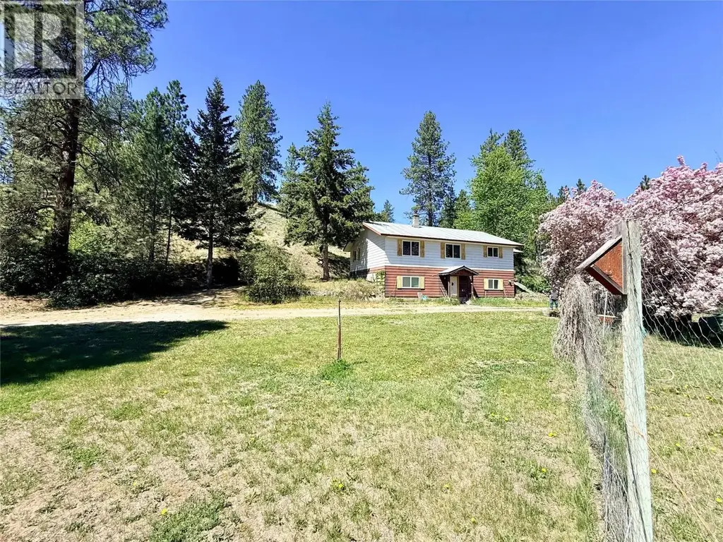 822 Belfort Road, Princeton